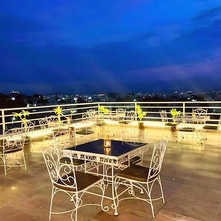 Hotel THE CELEBRATION BY AMOD Udaipur Exterior foto
